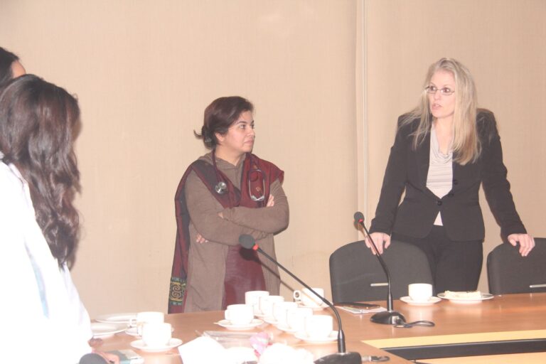 The Political & Economic Section Chief of the U.S. Consulate General Visited Shalamar Medical and Dental College